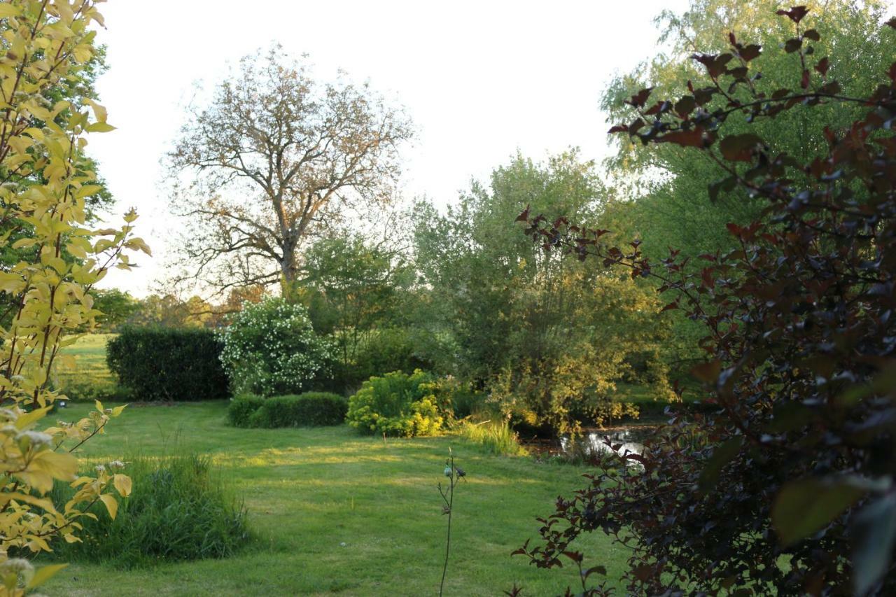La Chapelle-Montligeon Le Bourgis Bed & Breakfast エクステリア 写真
